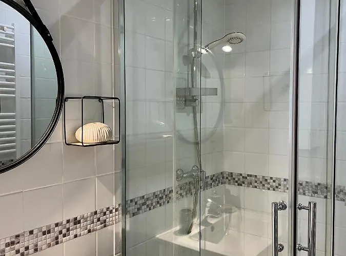 Apartman A Louer, Bandol